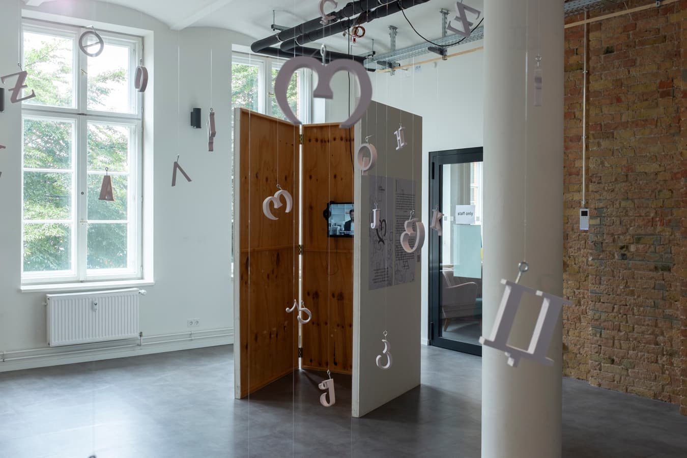 Anna Kin, Installation view, 2025